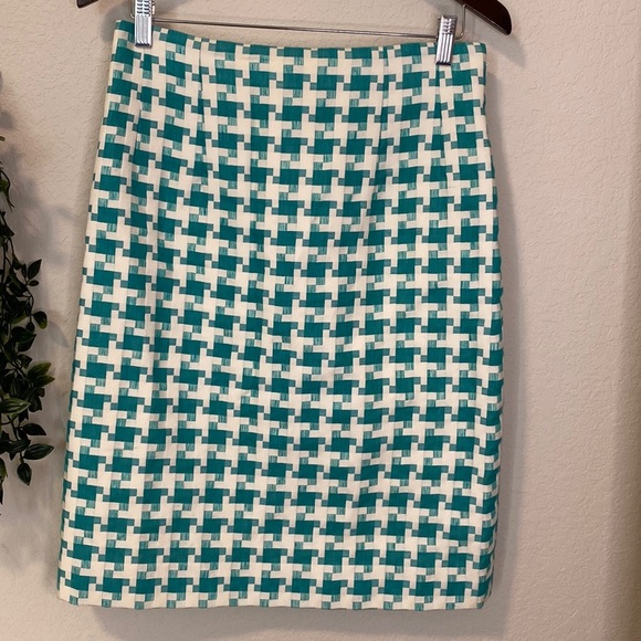 Etcetera Dresses & Skirts - Etcetera Turquoise Geometric Pencil Skirt - Size 8